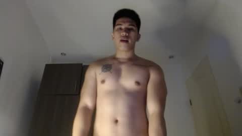 Snapshot of johnhotcockasian chatting on February 6, 2:16 am hotasian online show from February 6, 2:16 am