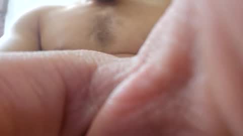 Snapshot of johnnnn2331 chatting on January 17, 5:12 am johnnnn2331 online show from January 17, 5:12 am