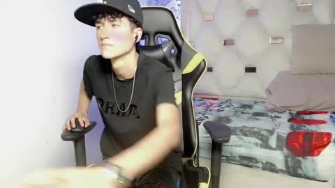 Snapshot of johnny_cagee chatting on September 12, 6:57 am johnny_cagee online show from September 12, 6:57 am