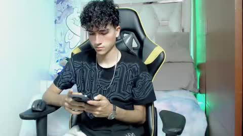 Snapshot of johnny_cagee chatting on October 26, 3:56 am johnny_cagee online show from October 26, 3:56 am