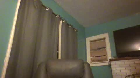 Snapshot of johnnyandjune1125 chatting on July 5, 5:14 am johnnyandjune1125 online show from July 5, 5:14 am