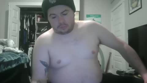 Snapshot of johnnyb1118 chatting on February 4, 3:22 am johnnyb1118 online show from February 4, 3:22 am