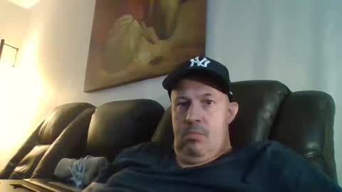 Snapshot of johnnycb7 chatting on November 4, 6:29 pm johnnycb7 online show from November 4, 6:29 pm