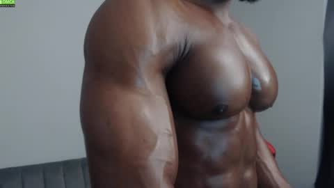 MASTER OF SUBS BETA SLAVES online show from December 2, 7:42 pm