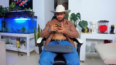 JOHNNY online show from November 10, 12:20 am