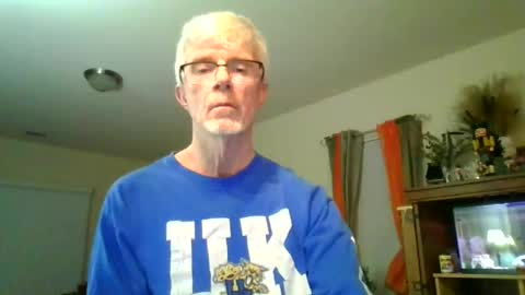 Snapshot of johnnyrocket12345678 chatting on December 26, 12:03 am johnnyrocket12345678 online show from December 26, 12:03 am