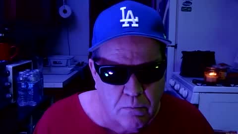 johnnytwain online show from March 8, 12:08 am