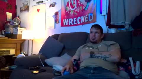 Snapshot of johnpaulkent82 chatting on November 29, 12:08 pm johnpaulkent82 online show from November 29, 12:08 pm