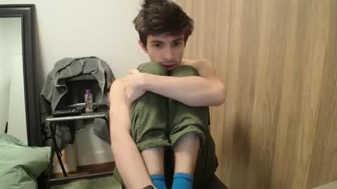 johnresmain online show from March 9, 11:42 pm