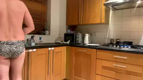 JohnThomasBWC online show from January 10, 12:12 am