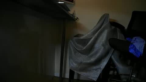 johntylerr833 online show from December 6, 3:08 am