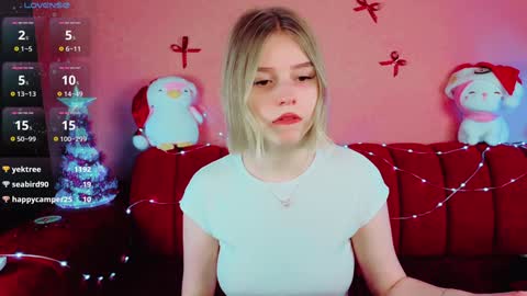 Snapshot of joice_queen chatting on December 26, 11:24 pm Paula online show from December 26, 11:24 pm