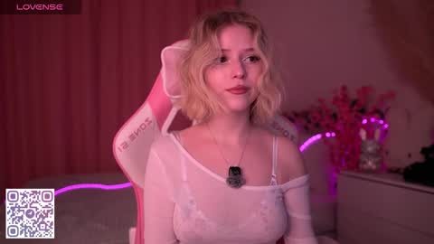 Paula online show from March 15, 12:16 am