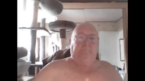 Snapshot of jojo60000529566 chatting on October 6, 10:02 am jojo60000529566 online show from October 6, 10:02 am