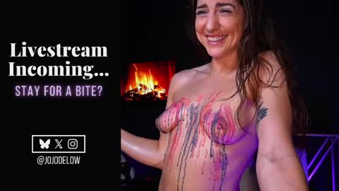    online show from April 12, 11:10 pm