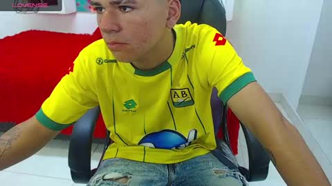 Snapshot of jokerbrad_1 chatting on October 6, 6:49 pm jokerbrad_1 online show from October 6, 6:49 pm