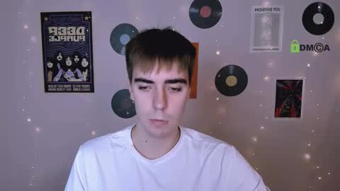 jokester_liam online show from November 20, 9:42 am