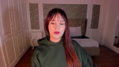 Jolie price  online show from January 18, 2:15 am