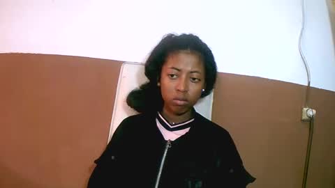 Snapshot of joliekah27 chatting on February 11, 5:05 am joliekah27 online show from February 11, 5:05 am