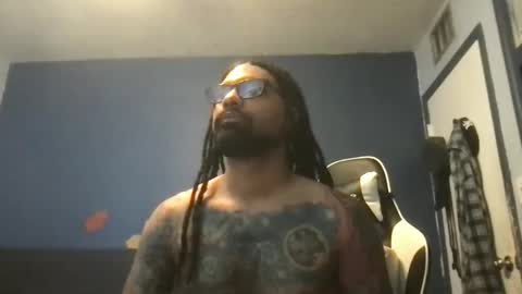 Snapshot of jon2h6k chatting on April 8, 9:04 pm jon2h6k online show from April 8, 9:04 pm