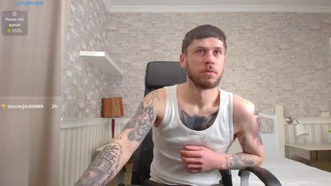 JonahShaw online show from April 14, 4:40 am