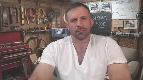 Snapshot of jonariesxxx chatting on May 29, 12:08 am Jon Aries online show from May 29, 12:08 am