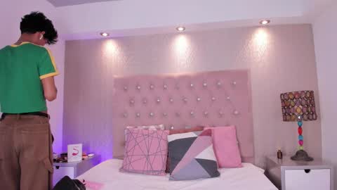 Jonas  online show from March 4, 4:29 am