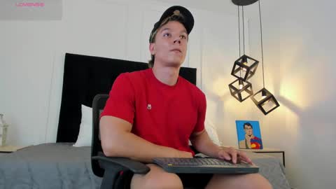 Snapshot of jonathan_daniels1 chatting on March 3, 3:31 pm Jonathan Danielss online show from March 3, 3:31 pm