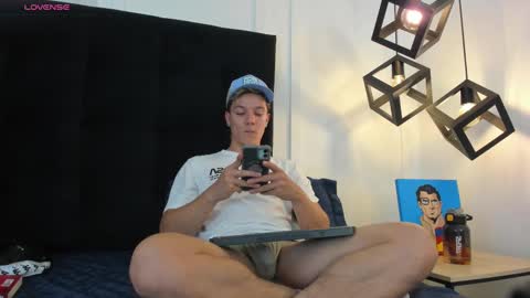 Snapshot of jonathan_daniels1 chatting on March 5, 3:18 pm Jonathan Danielss online show from March 5, 3:18 pm