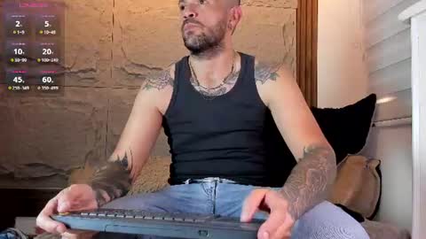 Jonathan RiversNew online show from July 7, 8:02 pm