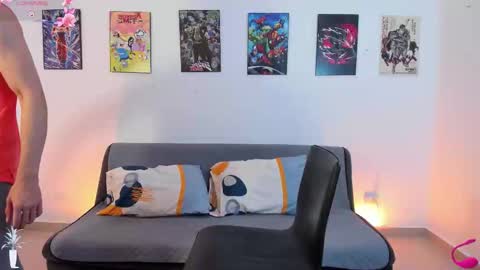 Instagram jonathanfit14 online show from November 11, 9:37 pm