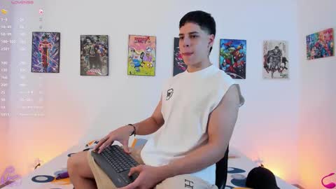 Instagram jonathanfit14 online show from March 14, 9:53 pm