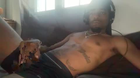 jondonjulio25 online show from March 21, 11:04 am