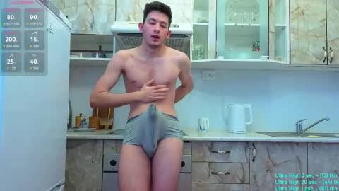 Snapshot of jonhy_merlin chatting on September 10, 3:28 am jonhy_merlin online show from September 10, 3:28 am