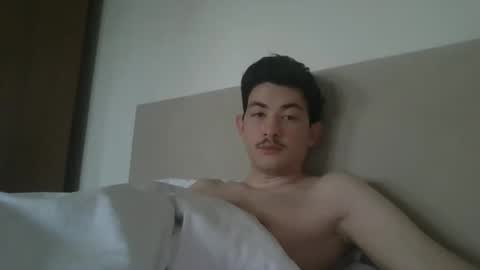 jonhy_merlin online show from May 15, 3:02 am