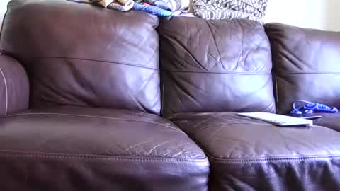 Snapshot of jonny4u_xxx chatting on April 7, 5:24 pm John online show from April 7, 5:24 pm