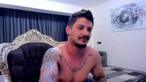 Snapshot of jonnyporn1 chatting on April 17, 8:01 pm jonnyporn1 online show from April 17, 8:01 pm