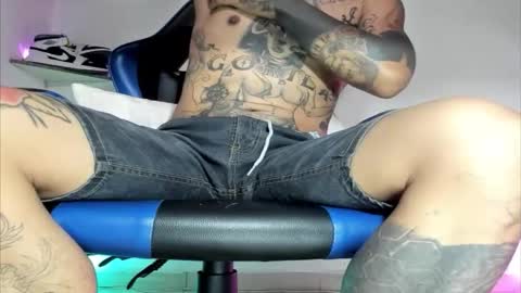 jordan33blake online show from November 30, 3:49 pm