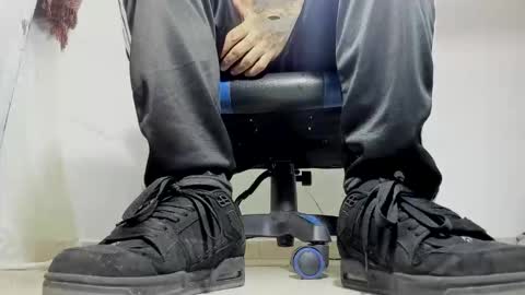 jordan33blake online show from May 11, 3:23 am