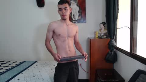 Snapshot of jordan_smitths chatting on February 13, 4:36 pm jordan_smitths online show from February 13, 4:36 pm