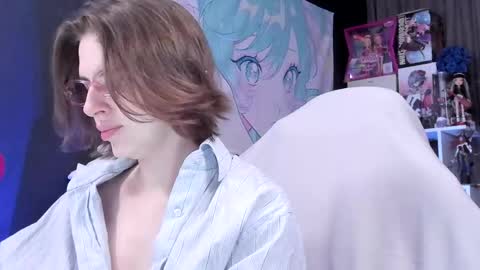 Rose online show from April 19, 4:50 pm