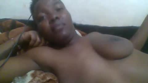 Snapshot of jos_lynn chatting on November 16, 4:40 am jos_lynn online show from November 16, 4:40 am