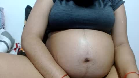 jose y carolina online show from February 9, 1:33 am