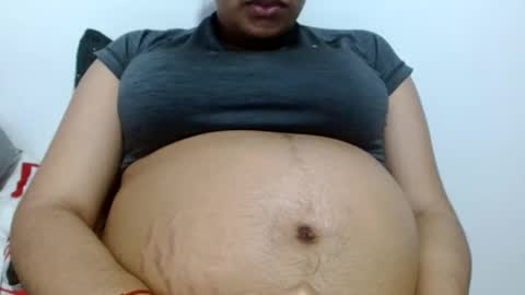 jose y carolina online show from February 9, 4:36 am