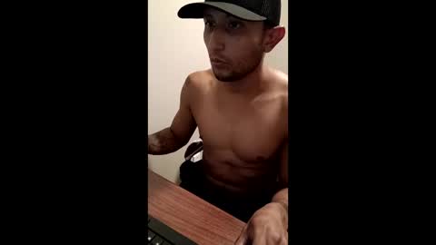 Snapshot of josealfredo91 chatting on June 2, 8:33 pm josealfredo91 online show from June 2, 8:33 pm