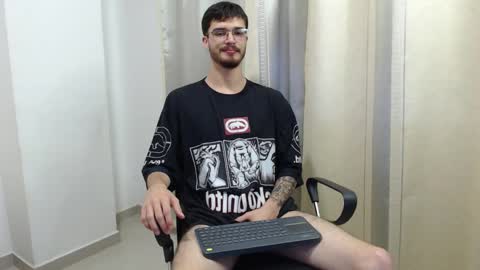 Snapshot of joseh0se chatting on February 26, 6:34 am alejandro online show from February 26, 6:34 am