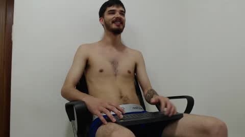 Snapshot of joseh0se chatting on March 2, 7:09 am alejandro online show from March 2, 7:09 am