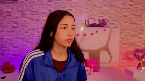 Joselyn  online show from February 11, 12:10 pm