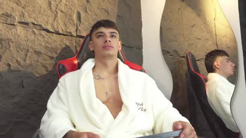 Snapshot of joseph__boy chatting on May 6, 11:37 am JOSEPH online show from May 6, 11:37 am