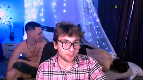 joseph_bear_ online show from November 23, 1:49 am